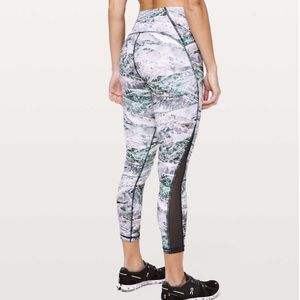 Lululemon Train Times Pant 25" Springscape Multi Obsidian Size 8 Luxtreme Mesh